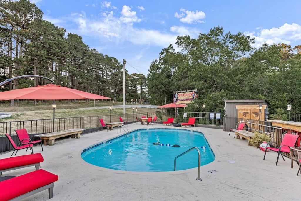 Stonegate Lodge King Bed, Wifi, 50In Tv, Fire Pit, Salt Water Pool Room # 310 Eureka Springs Exterior foto